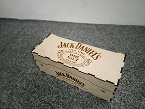Box Jack Daniels